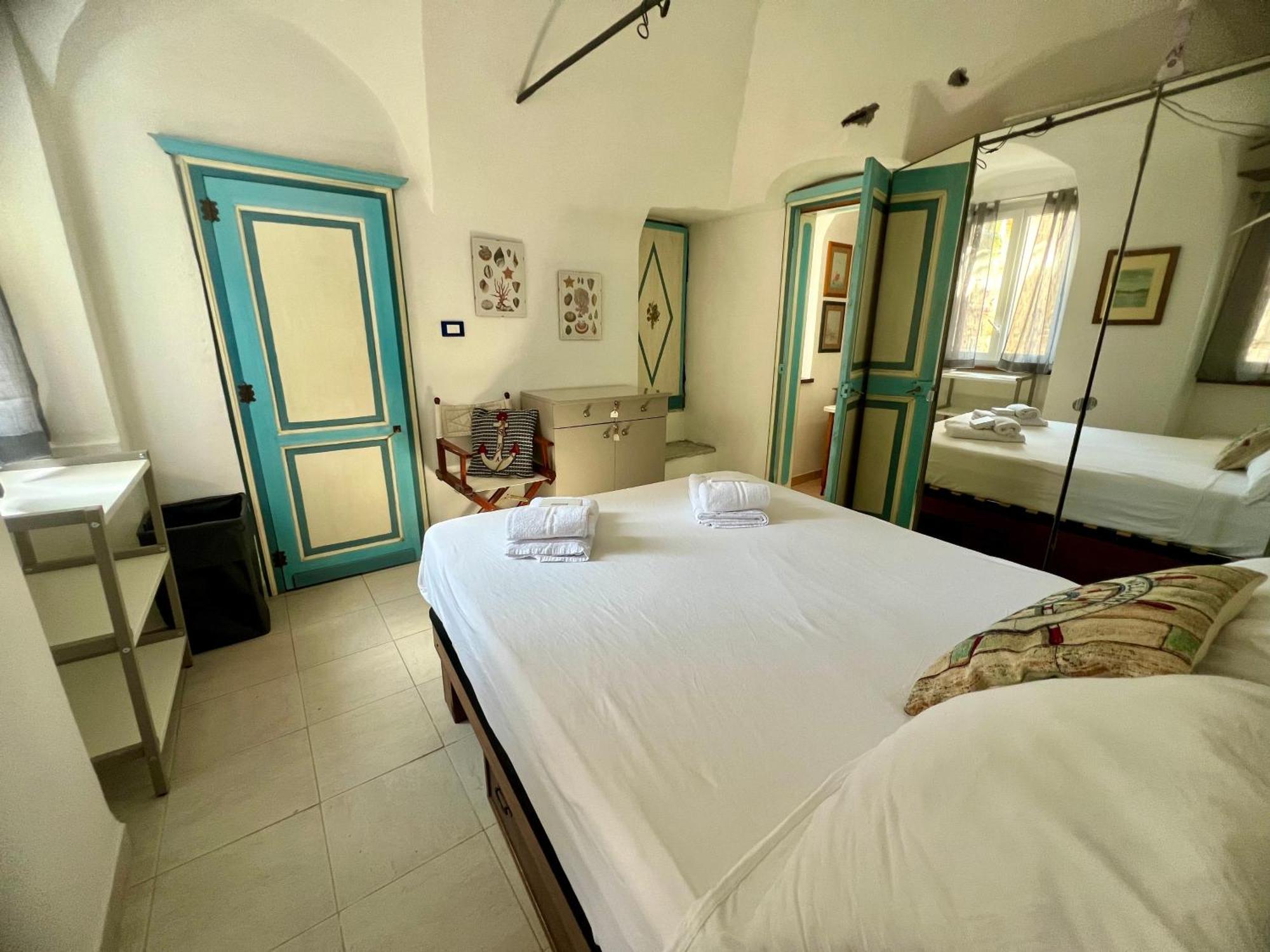 Suite Terrace In Pigna - Sanremo Luaran gambar